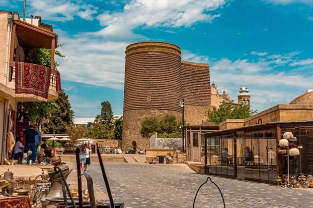 Фото экскурсии - Комфортный трансфер и экскурсия по Баку с гидом - 9