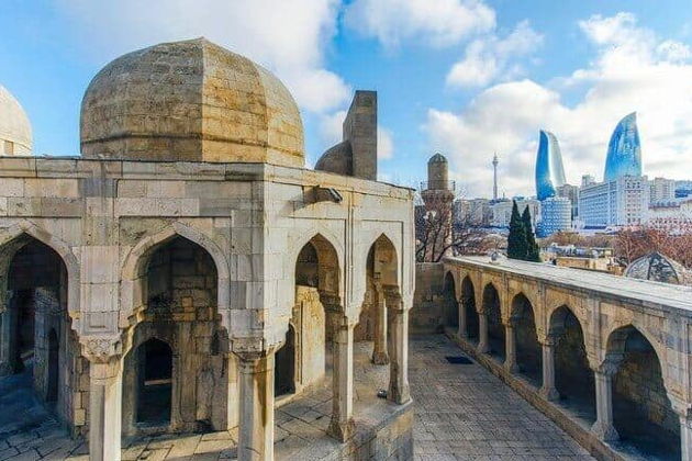 Фото экскурсии - Комфортный трансфер и экскурсия по Баку с гидом - 10