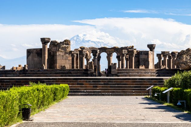 Фото - экскурсия: У истоков веры: душевное путешествие в Эчмиадзин и Звартноц