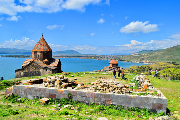 Индивидуальная поездка к бирюзовому озеру Севан
