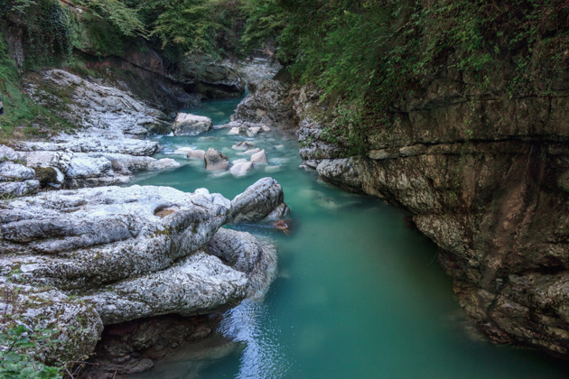 Фото - экскурсия: Мартвильское чудо и грот Прометея