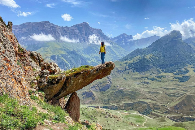 Экскурсия к Языку тролля, в Верхнюю Балкарию и замок Шато-Эркен из Кисловодска
