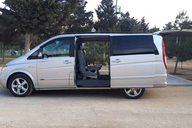 Трансфер с гидом: от прибытия к впечатлениям