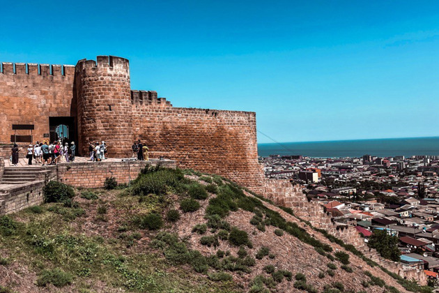 Фото - экскурсия: Дербент и экраноплан Лунь