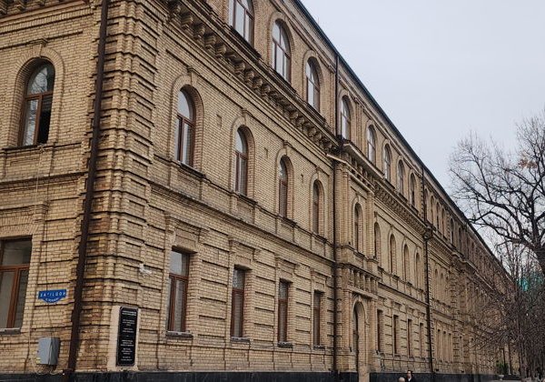 Имперский Ташкент: прогулка по европейской части города в мини-группе - фото 1