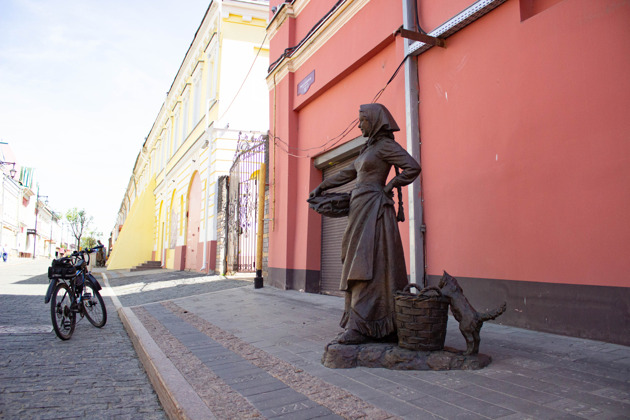 Фото - экскурсия: Рождественская улица: От бурлацкой жизни к миллионным состояниям