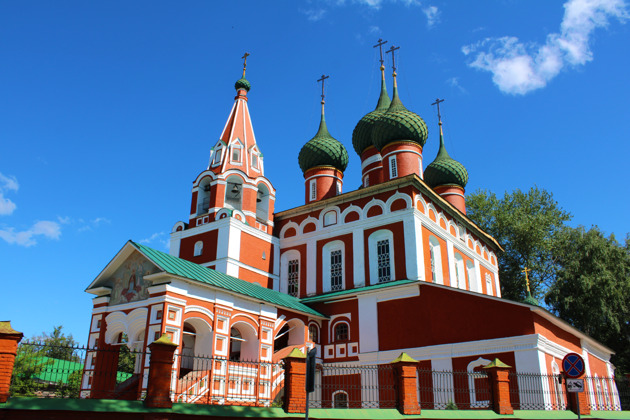 Прогулка по старинным улицам Ярославля