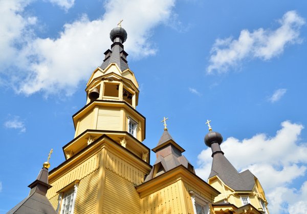 Святые Гатчинской земли: к Серафиму Вырицкому и к Марии Гатчинской на авто