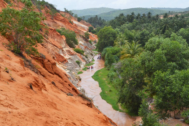 Весь Муйне за 5 часов: дюны, Ручей фей и башни Пошану