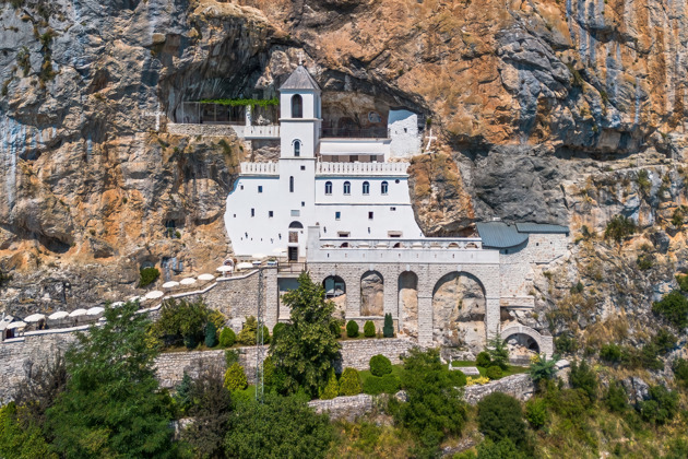 Паломничество по четырем святым местам Черногории