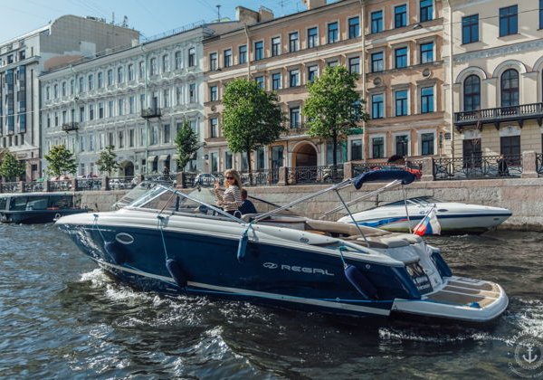 Романтика Петербурга: в кругу самых близких на индивидуальном катере  - фото 4