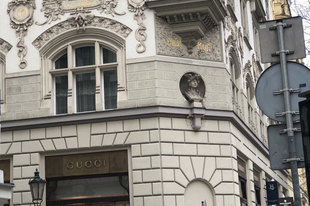 Парижская улица в Праге: модный подиум, секреты брендов и шедевры модерна