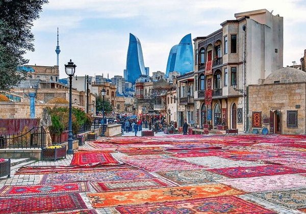 Групповая прогулка по Старому городу Баку за 2 часа - фото 1