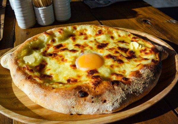 Мастер-класс по грузинской кухне в Праге с хинкали и хачапури