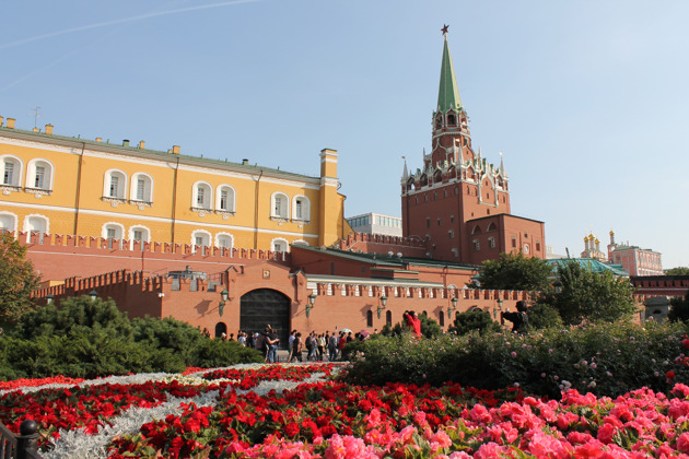 Фотопрогулка по Александровскому саду в Москве посвященная Победе