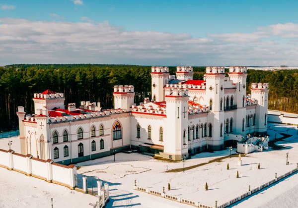 Из Бреста в сердце Беларуси: Коссово, Мир и Несвиж за один день - фото 2