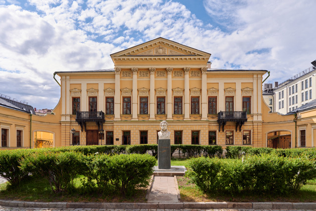 Прогулка по Немецкой слободе: магия старой Москвы