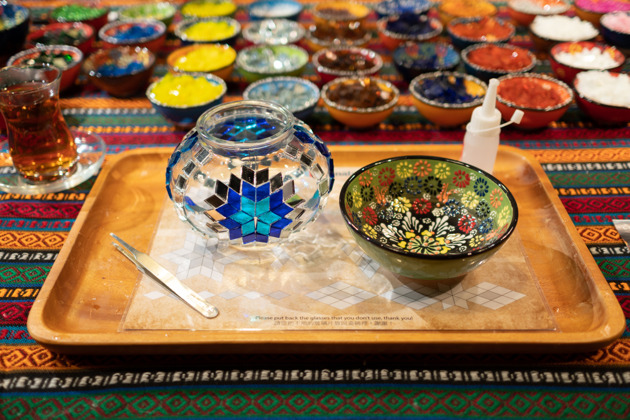 Создай свою мозаичную лампу на мастер-классе