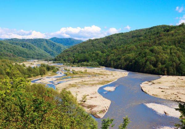 Национальный парк «33 водопада» и шоу-программа с дегустациями - фото 1