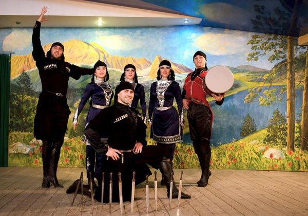 Национальный парк «33 водопада» и шоу-программа с дегустациями - фото 2