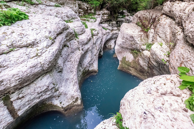 Программа с дегустациями и посещение парка 33 водопада