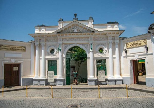 Караимские кенасы - архитектурная жемчужина Евпатории