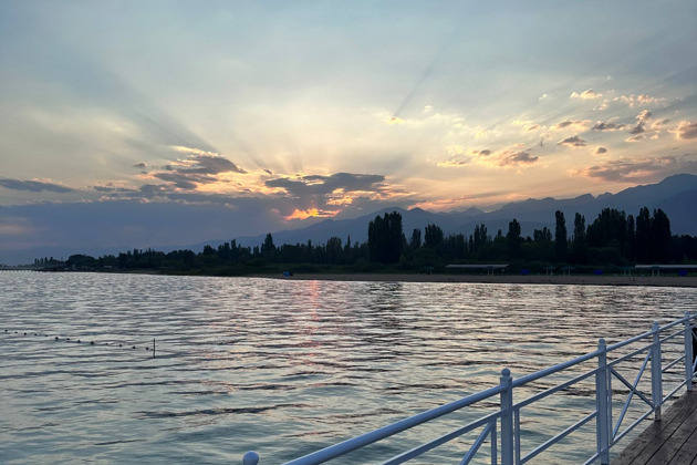 Путешествие по Иссык-Кулю: природные красоты, местные традиции и уют