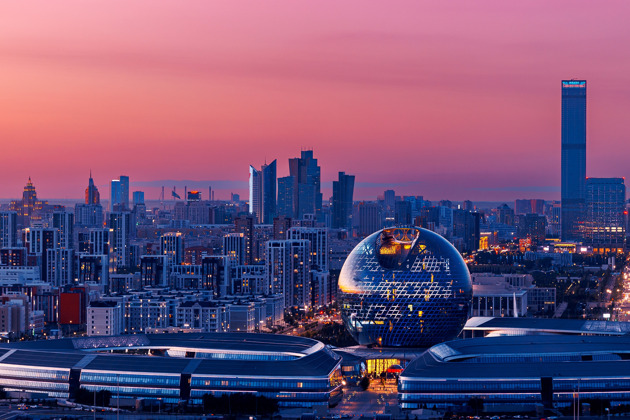 Ночная Астана - столица, где жизнь не затихает