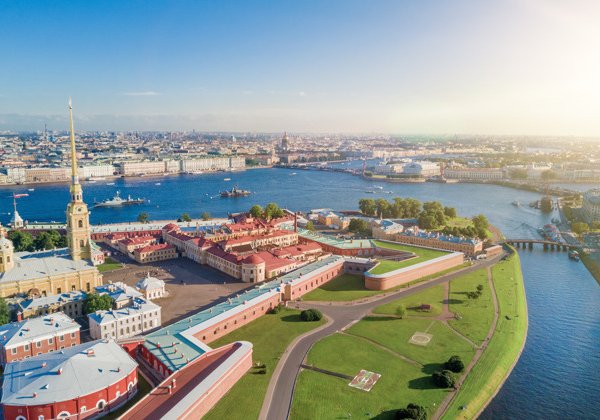 Обзорная экскурсия «Парадный Петербург»