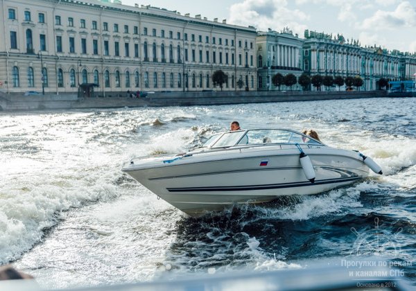 Северная столица с воды: незабываемая прогулка