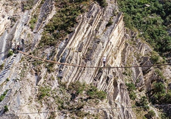 Знаменитый Сулакский каньон из Грозного в Дагестан  - фото 3