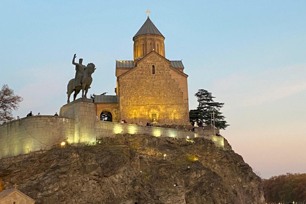 Групповая экскурсия из Еревана в Тбилиси