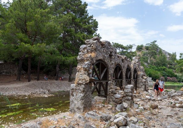 Пылающая гора, древний Олимпос, пляж Чиралы и ужин на реке в Кемере - фото 1