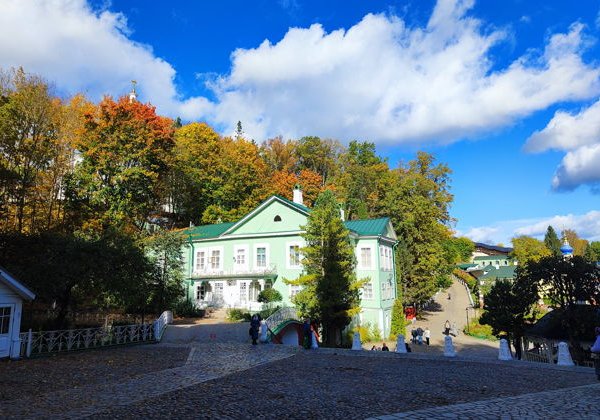 Три крепости земли Псковской: Псков-Изборск- Печоры. - фото 3