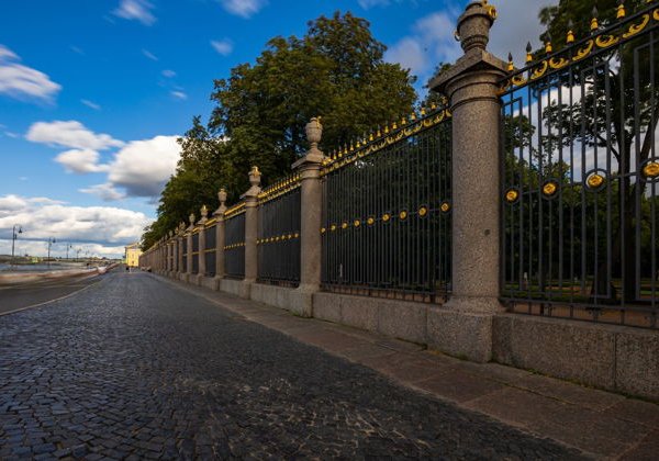 Летний сад: прогулка по старейшему парку Петербурга - фото 1