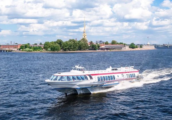 Фонтаны Петергофа на метеоре - фото 4