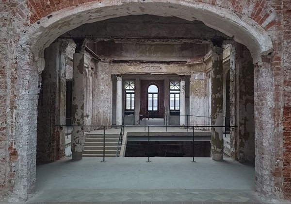 Замок Понизовкиных и Вятское — индивидуальная экскурсия (на авто туристов) - фото 3