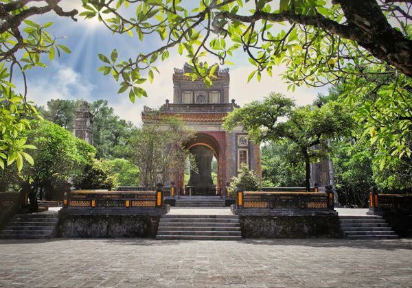 Из Дананга в Хюэ: цитадель, гробницы, пагоды - фото 2