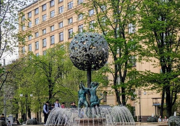 Свидание со старой Москвой — дворики, переулки и истории города - фото 1