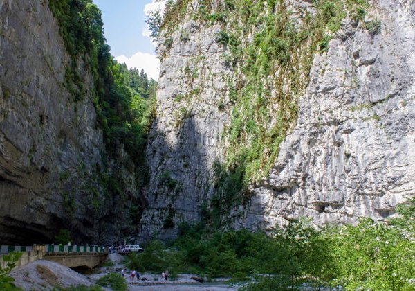 Индивидуальный джип-тур «Красавица Рица и Гегский водопад» - фото 4
