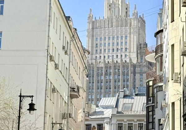 Арбат сквозь столетия — факт или фейк? — экскурсия в мини-группе - фото 1