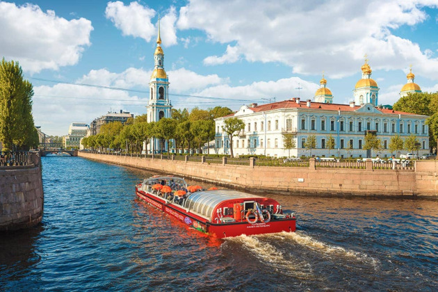 Отправляйтесь в круиз City Sightseeing по рекам и каналам