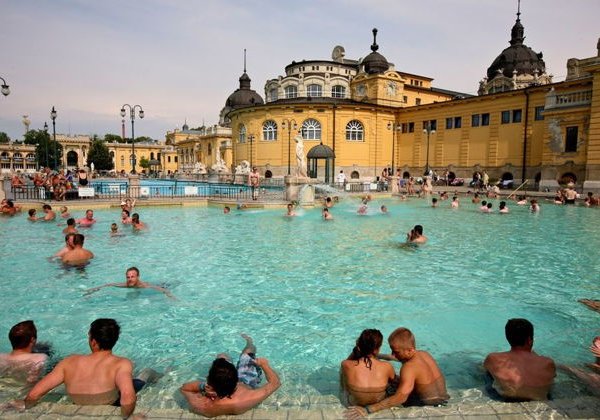 Купальни Сечени и вечерний круиз с живой музыкой и гуляшом - фото 4