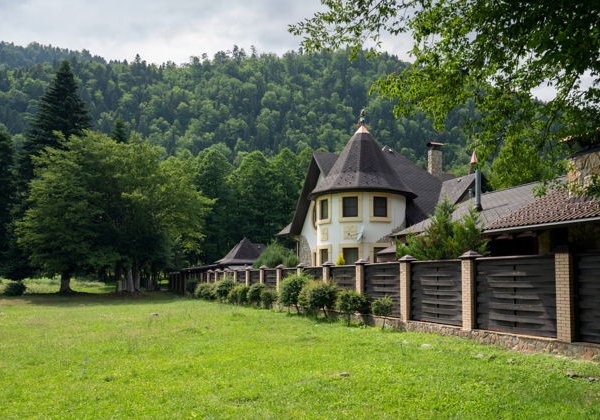Заповедная Адыгея: Гузерипль, дольмены и Тропа Леопарда - фото 2