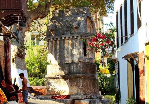 Бирюзовое море и история: древний Каш и пляж Капуташ из Антальи - фото 4