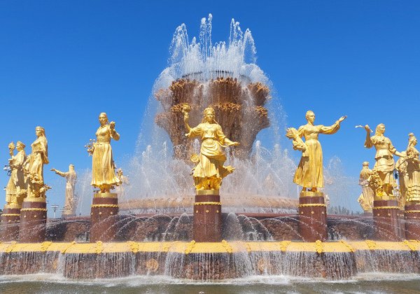 Пешеходная экскурсия «ВДНХ с посещением павильона №34 «Космос»