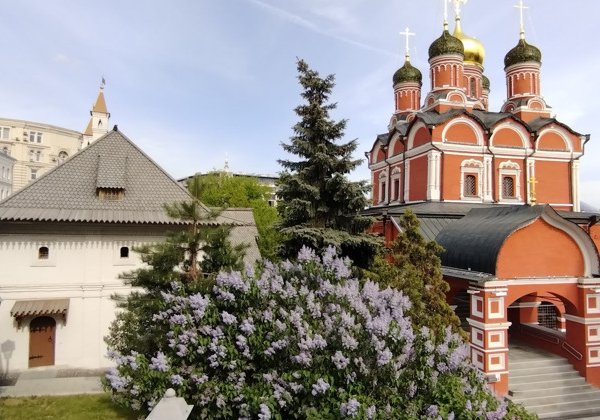 Пешеходная экскурсия «Многоликий Китай-город: деловой, торговый, храмовый»