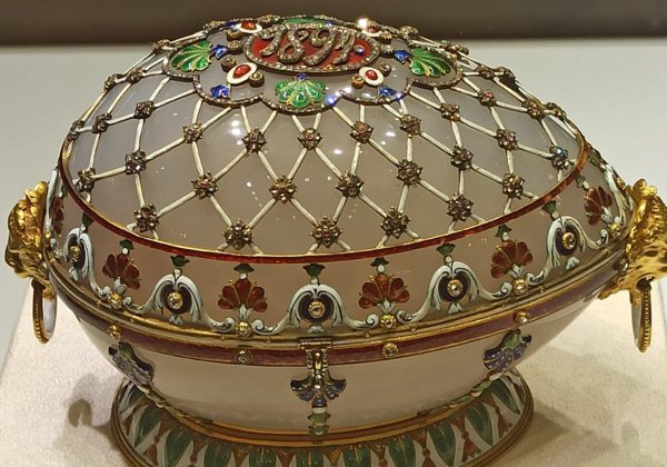Экскурсия «Бриллиантовая улица с Музеем Фаберже»