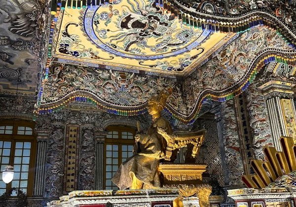 Из Дананга в императорский город Хюэ (всё включено) - фото 2