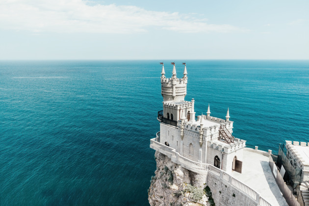 Символы Южного берега Крыма: Ялта, Ласточкино гнездо и Алупка